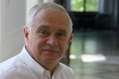 Janusz Zemke: coraz więcej władzy oddajemy służbom